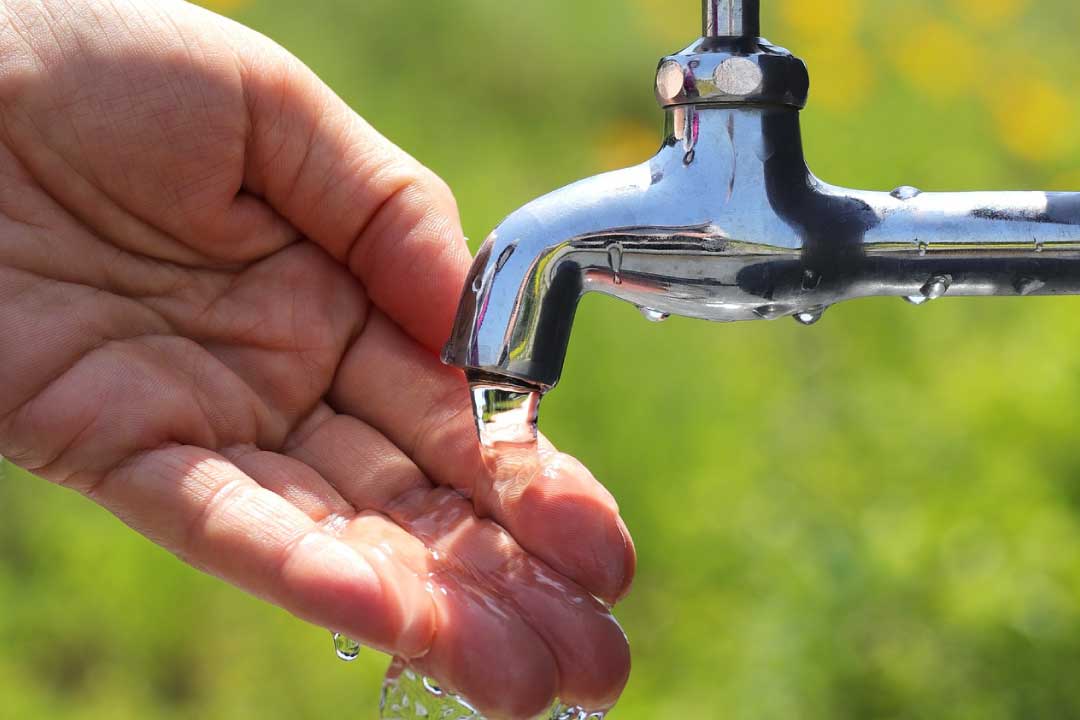 Consume agua potable saludable con Ekimak